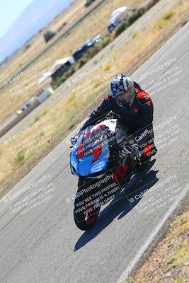 media/Oct-15-2023-TrackXperience (Sun) [[85198ff50b]]/Group 2/session 4 turn 3/